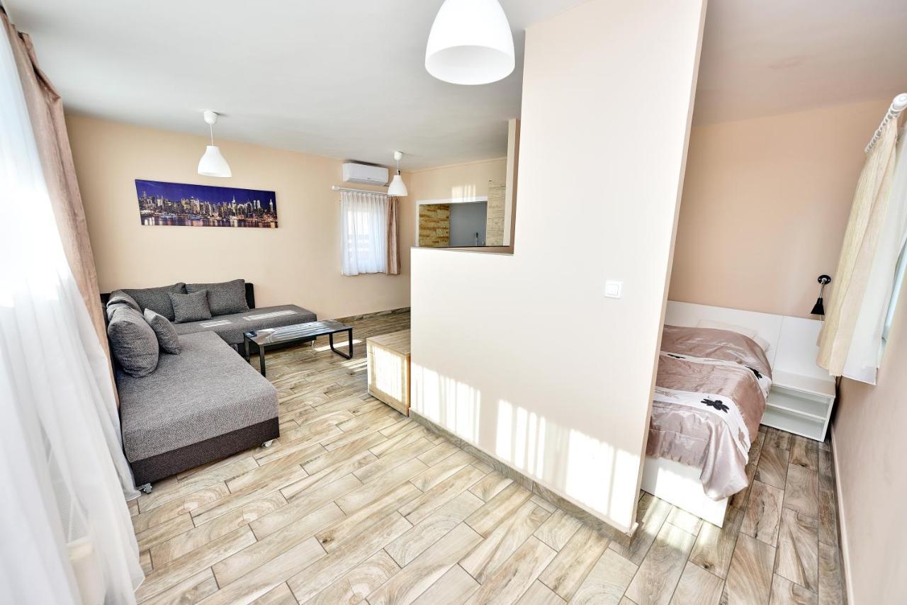 Panorama City Apartman Peçuy Dış mekan fotoğraf